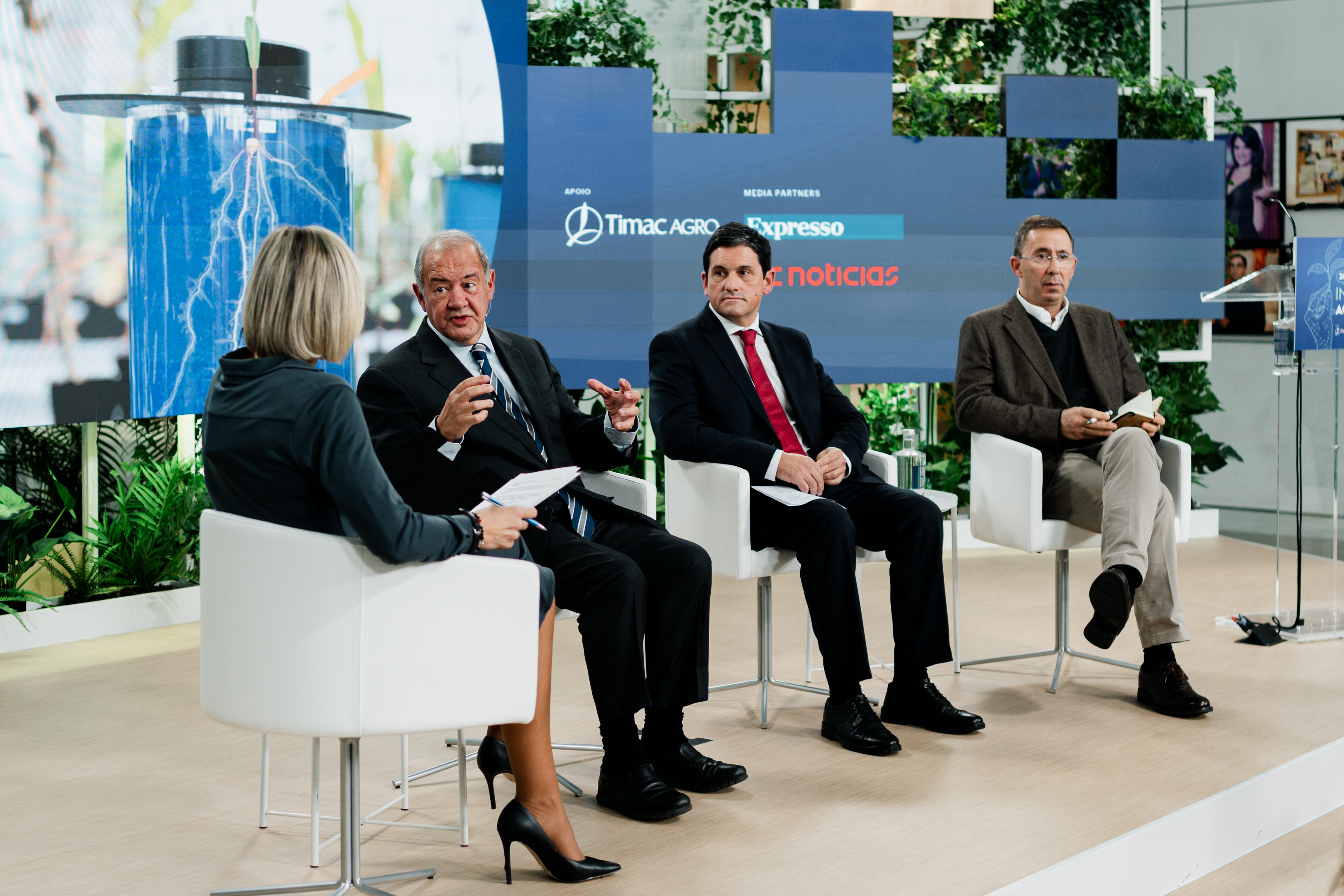 Prémio Inovação Agricultura distingue projetos que querem proteger os solos Prémio Inovação Agricultura distingue projetos que querem proteger os solos