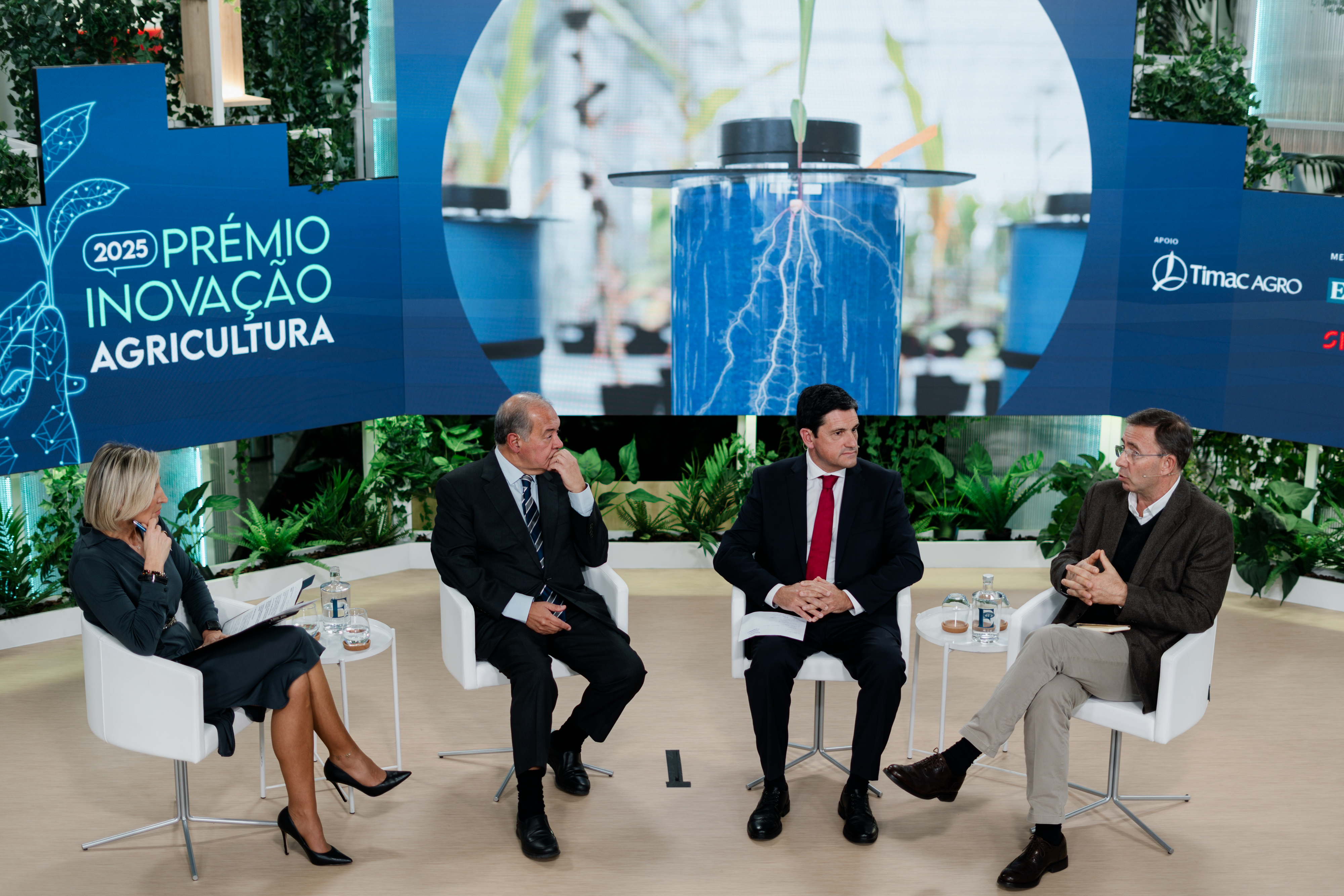 Prémio Inovação Agricultura distingue projetos que querem proteger os solos Prémio Inovação Agricultura distingue projetos que querem proteger os solos