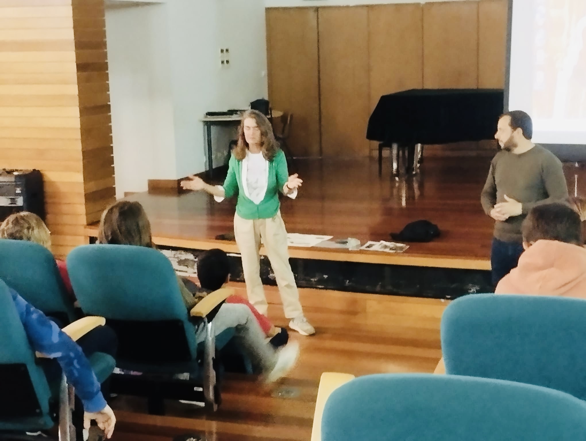 Projeto Emc2 celebrou o Dia Mundial da Biodiversidade com iniciativa na ilha Graciosa ‘À descoberta da Camarinha-dos-Açores’ Projeto Emc2 celebrou o Dia Mundial da Biodiversidade com iniciativa na ilha Graciosa ‘À descoberta da Camarinha-dos-Açores’