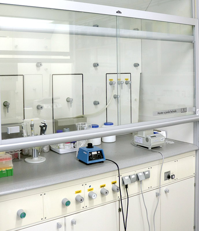 Laboratório OGM - equipamento